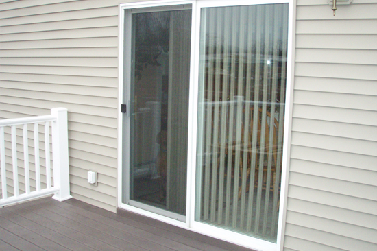 La Crescenta-Montrose-screen-door-repair