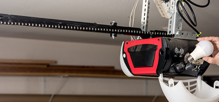automatic garage door opener repair in La Crescenta-Montrose