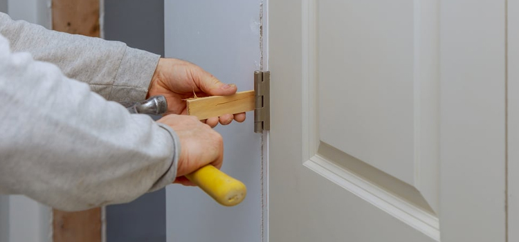 fiberglass entry door repair in La Crescenta-Montrose