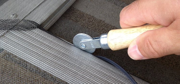 metal screen door repair in La Crescenta-Montrose